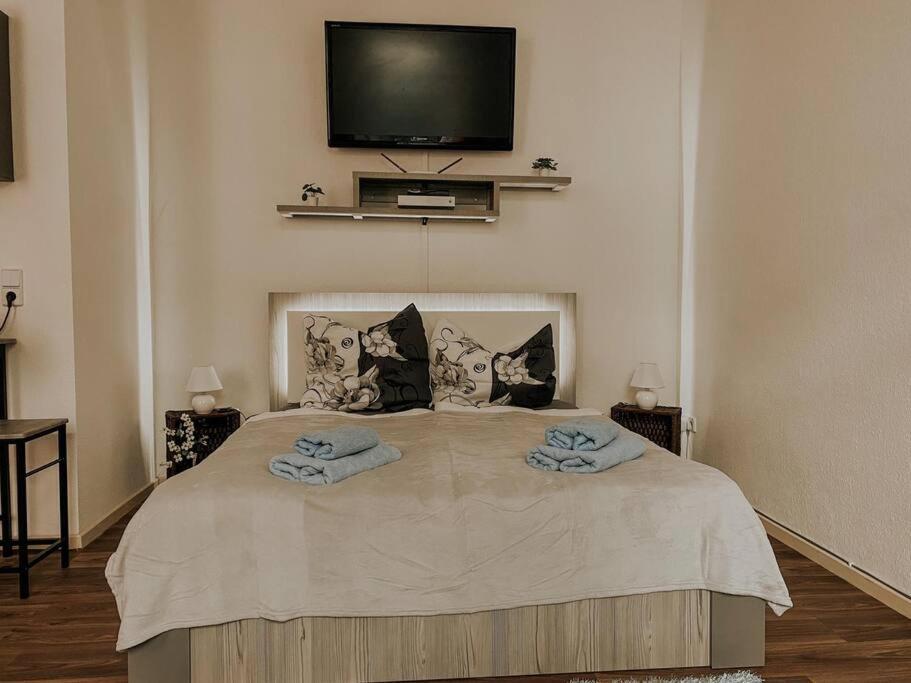 Unser Sonniges Apartment Mit Wlan, Netflix, Xbox Magdeburg Exterior foto